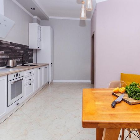Просторные Апартаменты Класса Люкс Sukhumi Luaran gambar